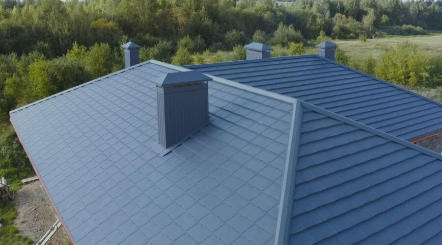 Professional gutter cleaning in Hanston, KS